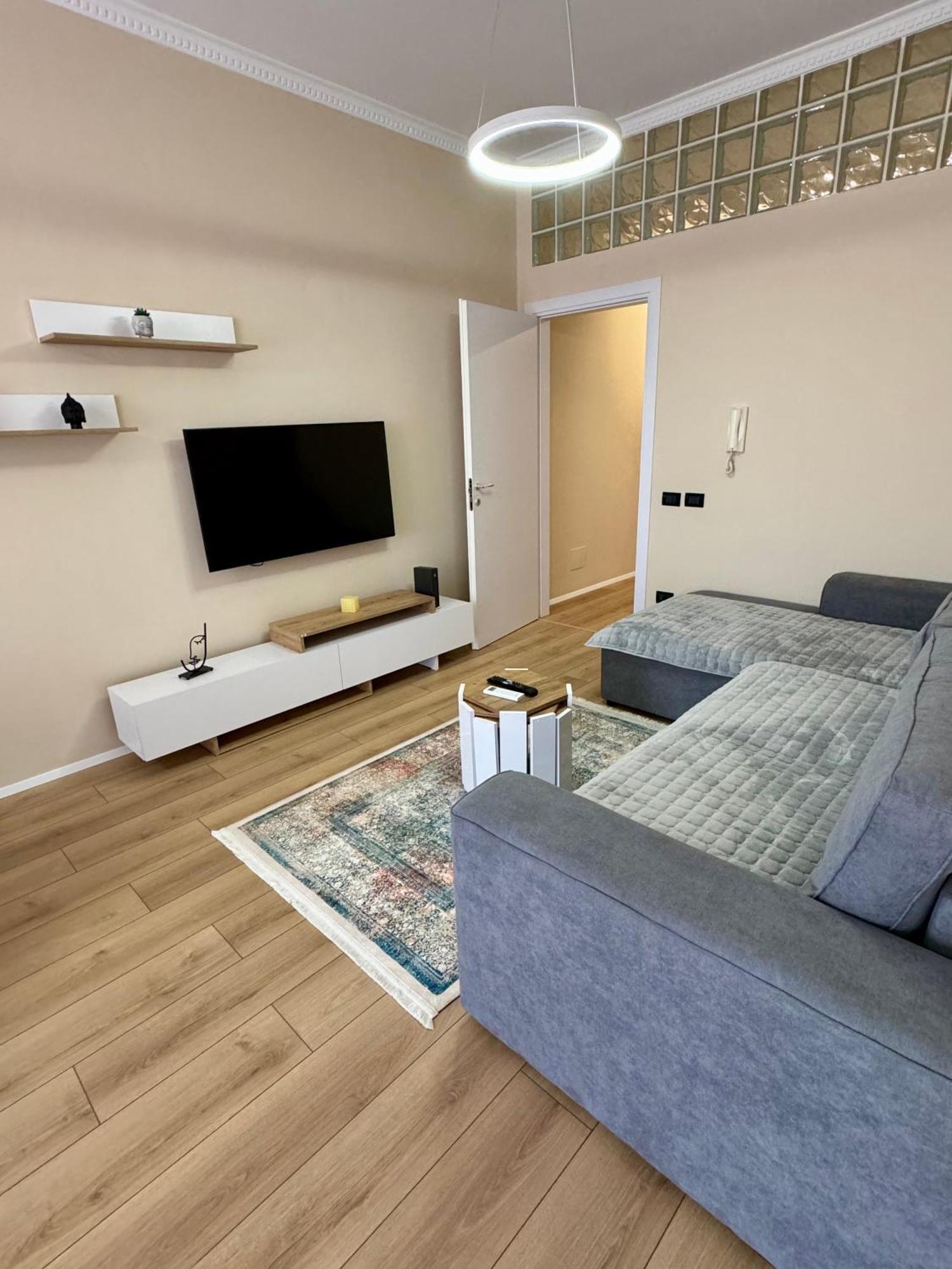 New Bazaar Cozy Apartment 2 Dajti View Tirana Exterior foto